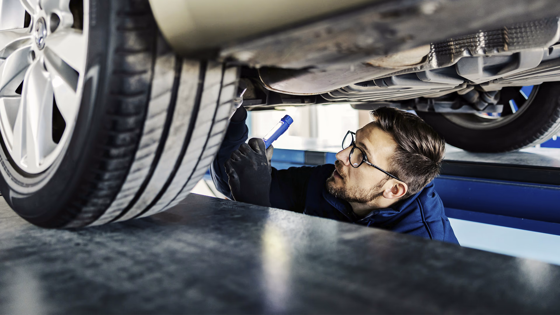 Repair businesses can stay ahead of the competition with expert communications from GroupWhistle